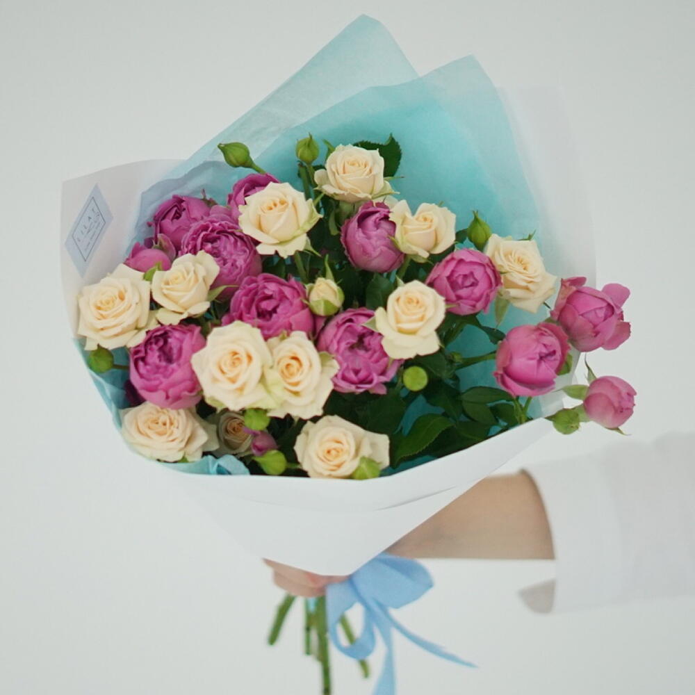 Peony Spray Rose Bouquet + Gift Message Cardm